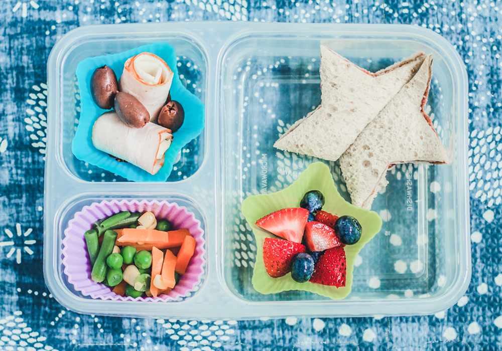 Back to school with creative lunch bags and totes - Think.Make.Share.