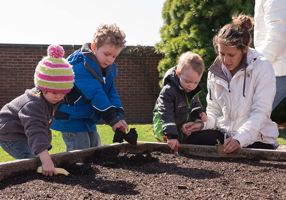6 Gardening Classes for Young Green Thumbs Chicago Parent