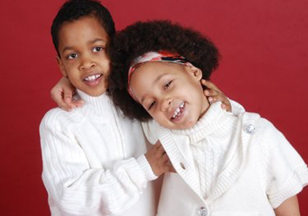 8 tips to help siblings to get along - Chicago Parent