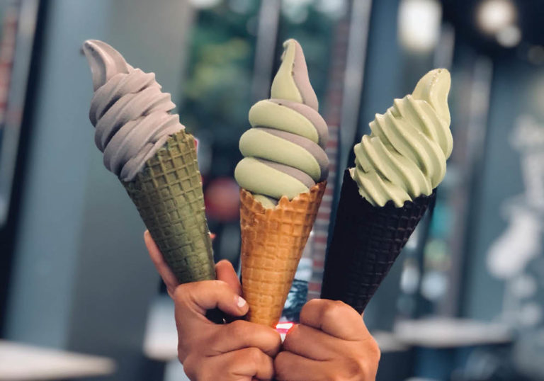 Best OvertheTop Desserts in Chicagoland Chicago Parent